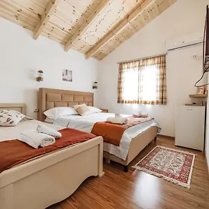  Maison d'hôtes Sofia Gllava -
